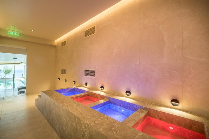 Spa 273 of 332