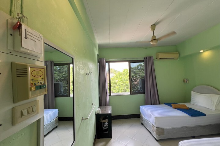 Room 36 of 49