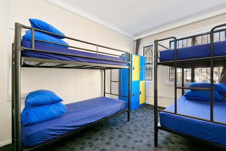 Room 9 of 26