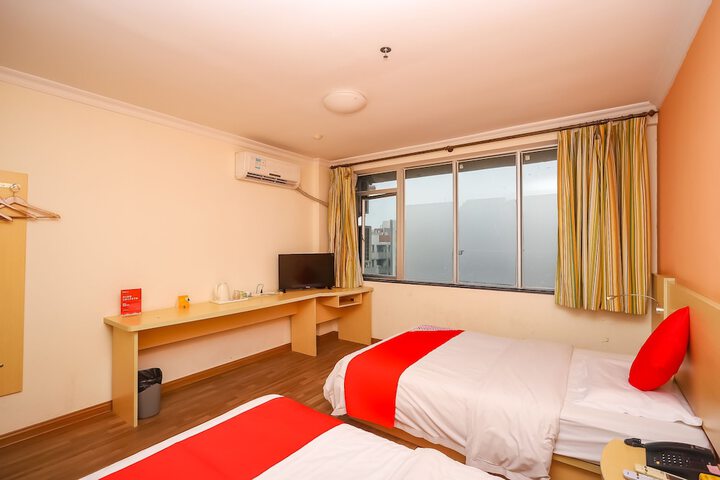 Room 34 of 45