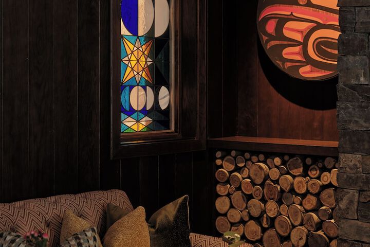Lounge 119 of 154