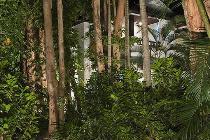Hotel Exterior 146 of 158