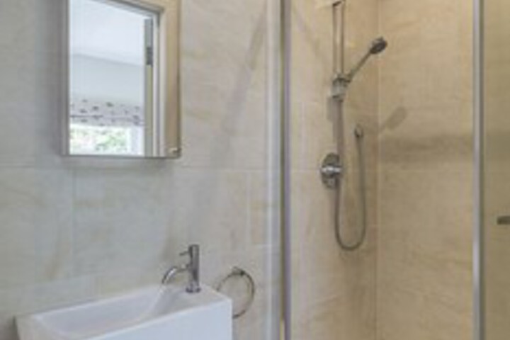 Room 2 of 21
