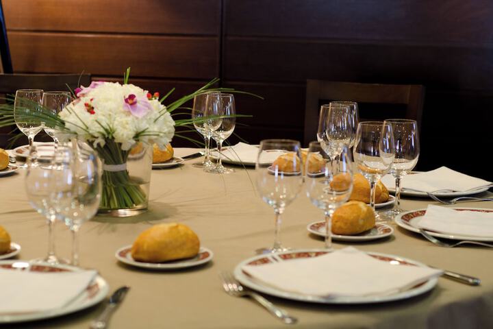 Dining 84 of 133