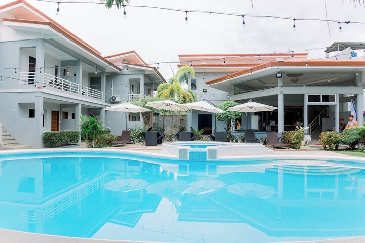 Hotel 56 of 64