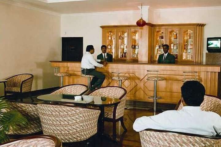 Lounge 67 of 95