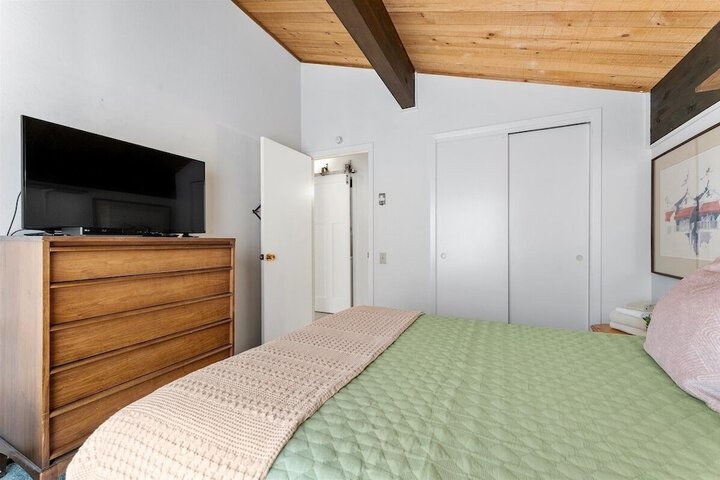 Room 7 of 41