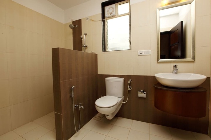 Room 8 of 20