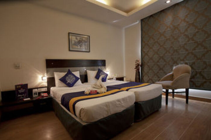 Room 35 of 64