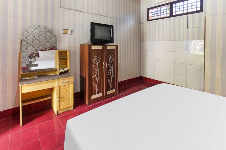 Room 9 of 22