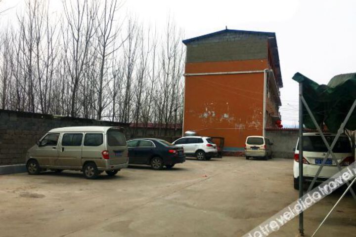 Towo Holiday Hotel