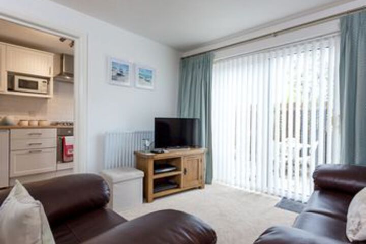 Quay Holidays - Harbourside Park