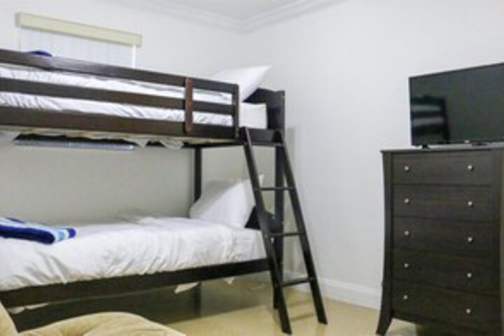 Room 20 of 25