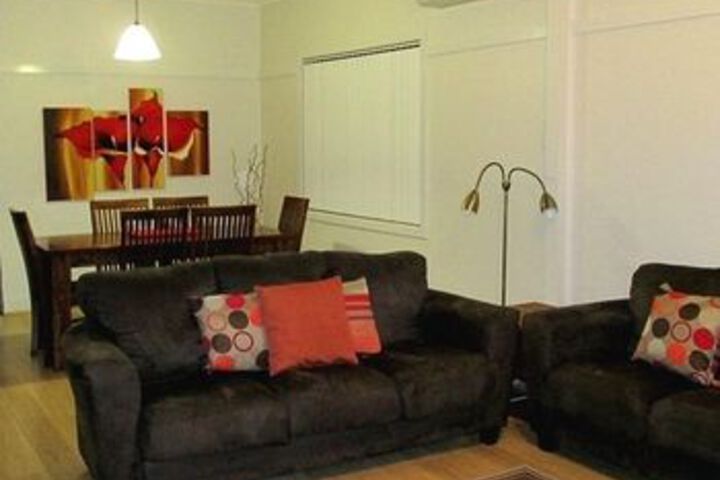 Room 13 of 21