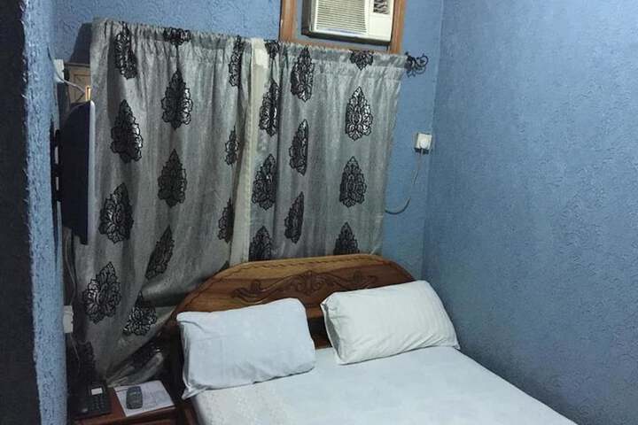 Room 3 of 22