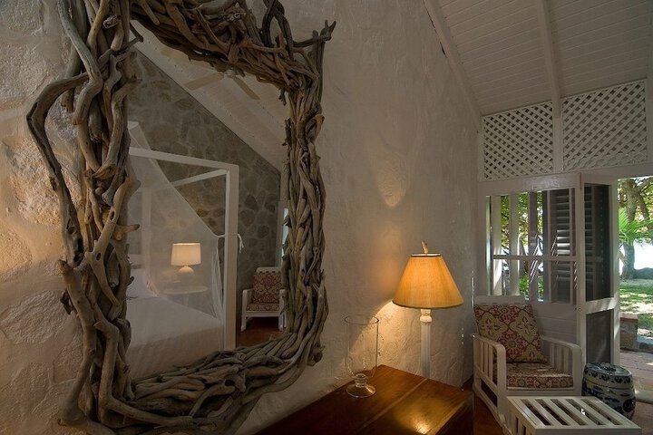 Room 12 of 39