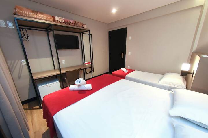Room 4 of 96