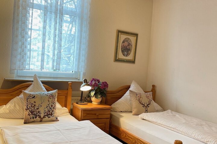 Room 7 of 23