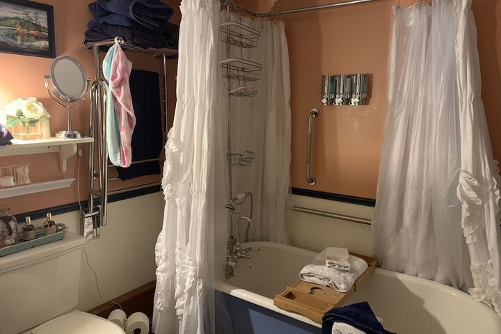 Room 48 of 101