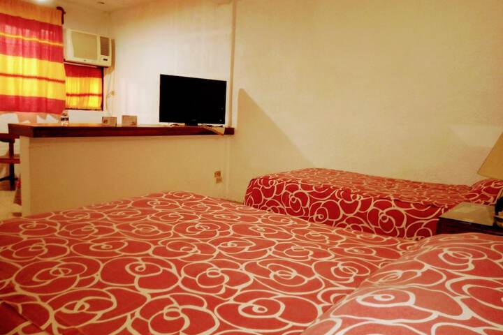 Room 8 of 30