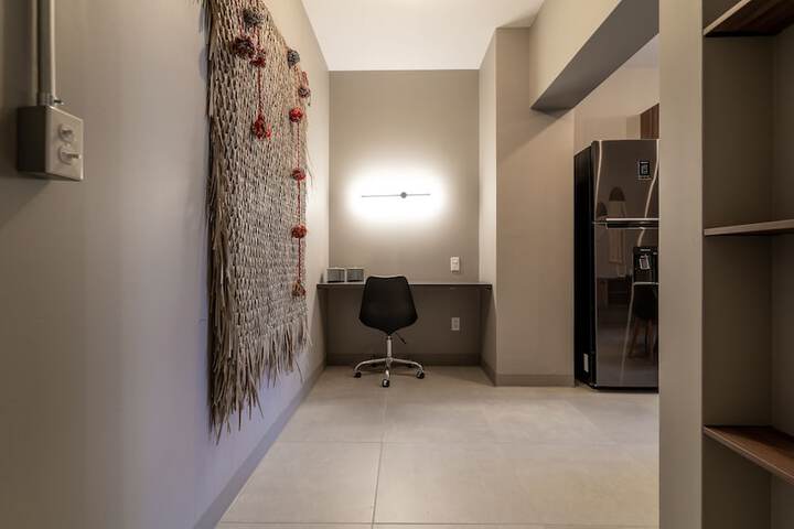 Room 46 of 94