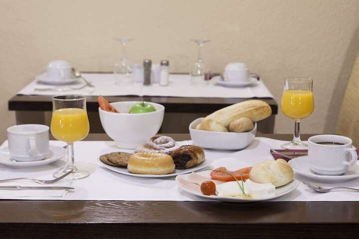 Breakfast buffet