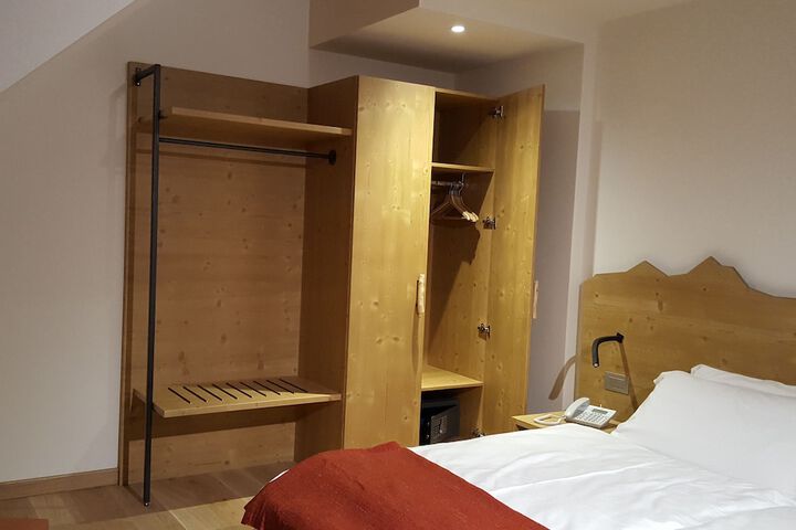 Room 30 of 138