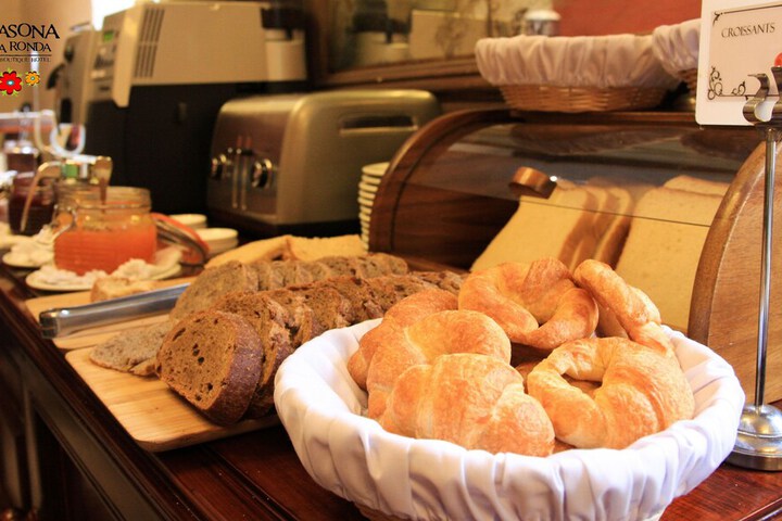 Breakfast/Coffee Service 29 of 63
