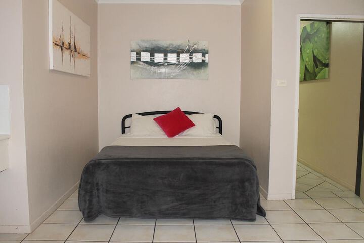 Room 27 of 54