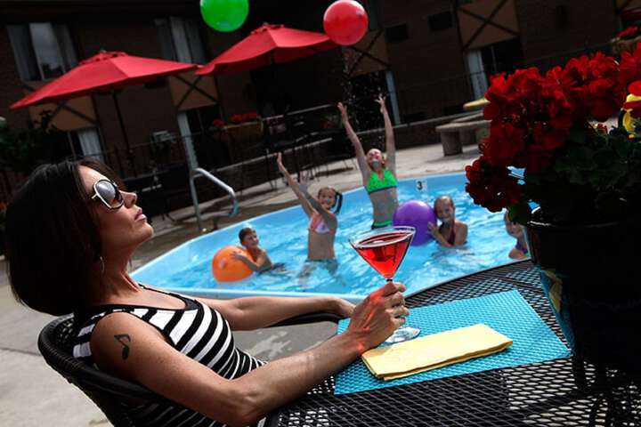 Pool 13 of 20