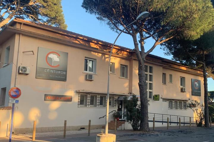 Hotel 60 of 62