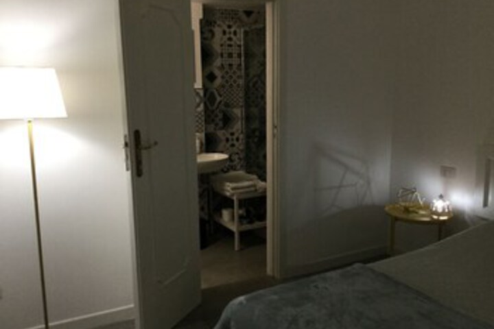 Room 21 of 33