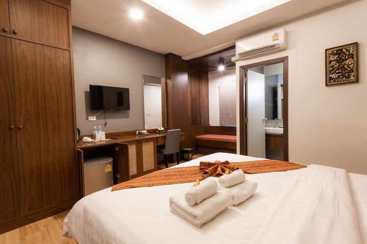 Room 11 of 61