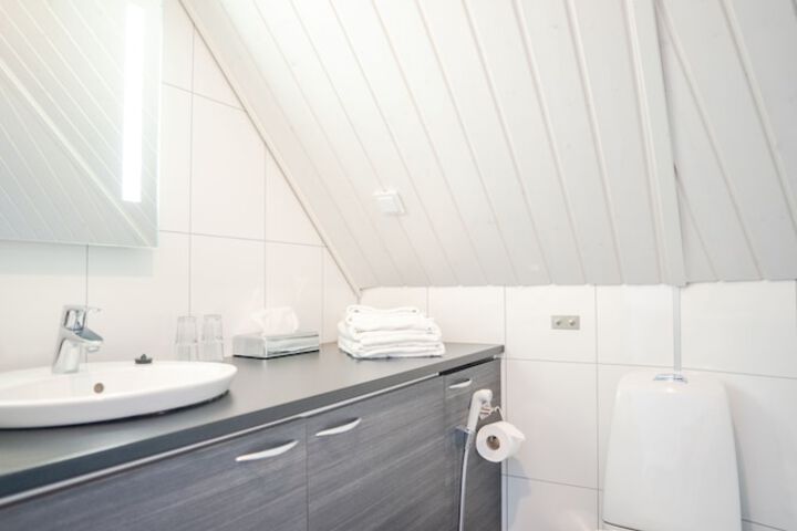 Clean Restrooms
