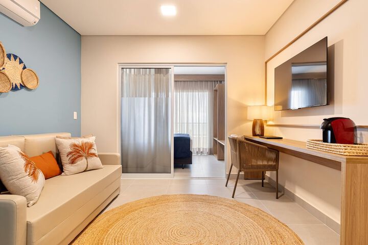 Room 18 of 107