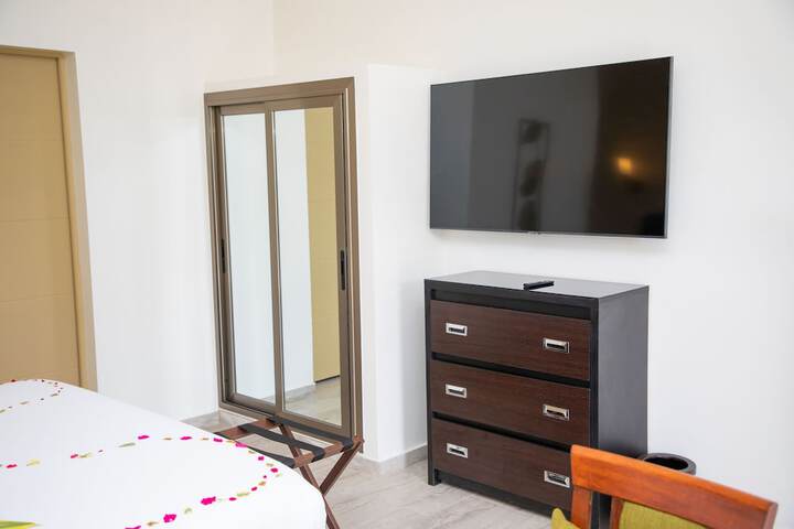 Room 8 of 39
