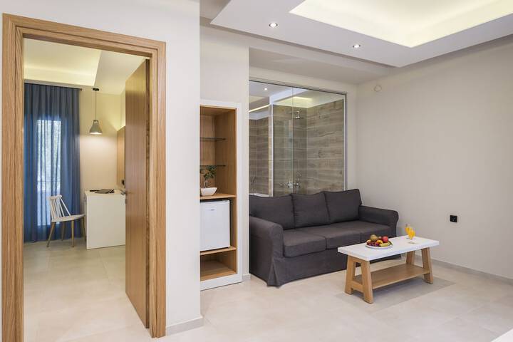 Room 14 of 36