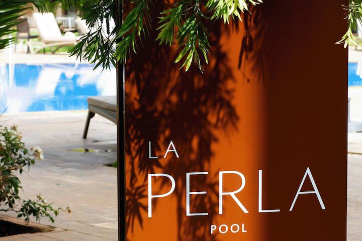 Pool 35 of 80