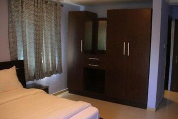 Room 61 of 83