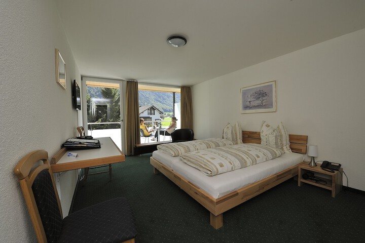 Room 4 of 35