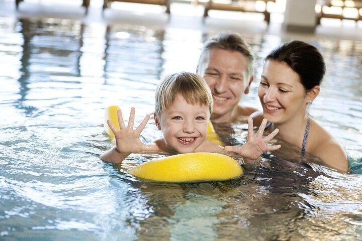 Pool Hotel