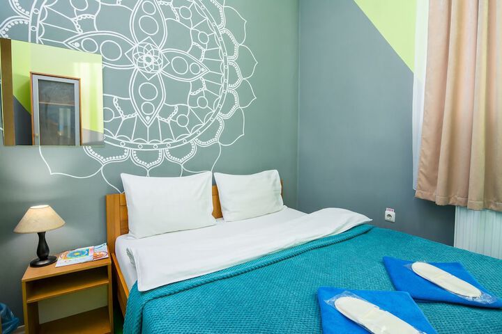 Room 18 of 42