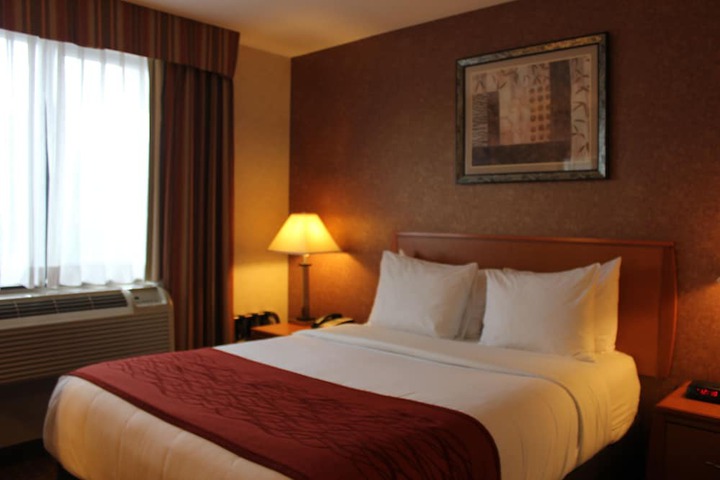 Room 7 of 40