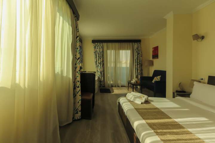 Room 62 of 139