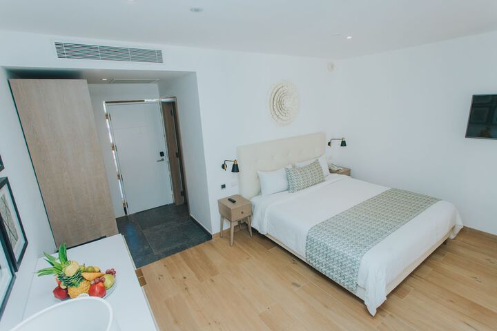 Room 14 of 155