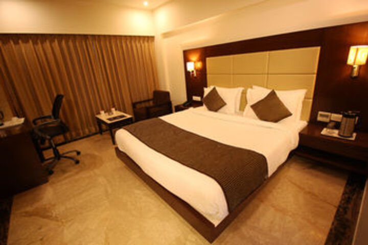 Room 14 of 45