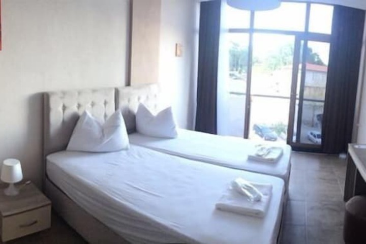 Room 17 of 39