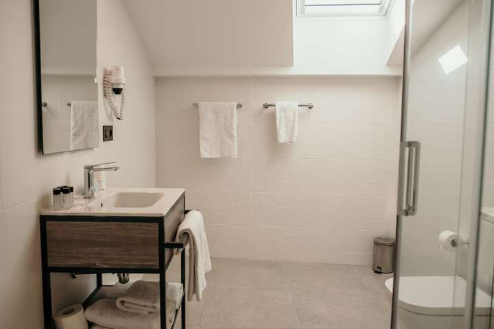 Room 53 of 72