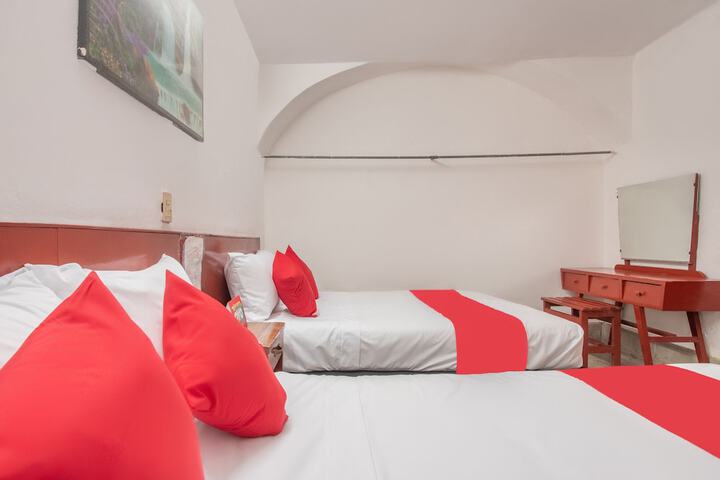 Room 10 of 29