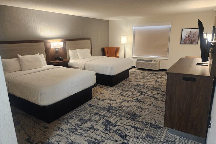 2 Double Beds Pet Friendly Room (4 of 9)
